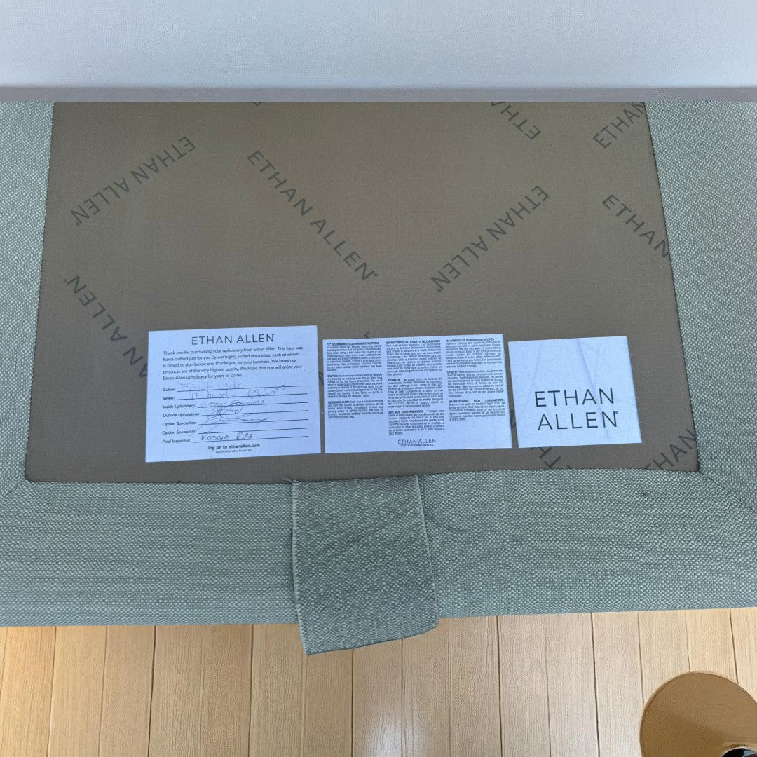 (🚚 Delivery Available) Ethan Allen Beige Sectional Sofa Couch